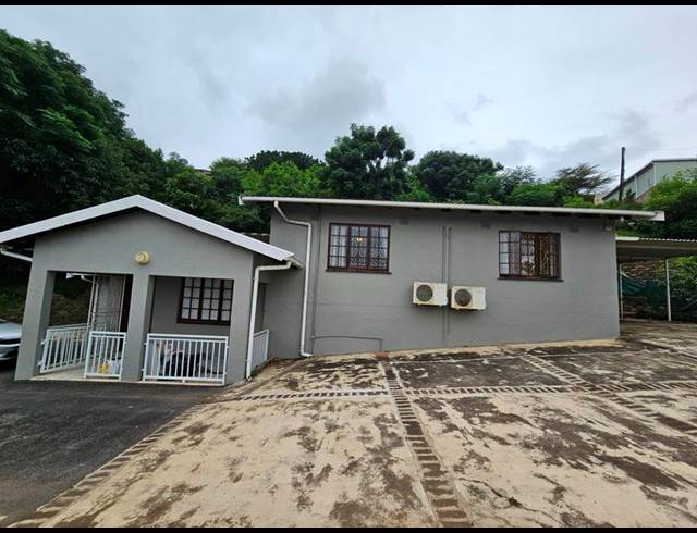 4 BEDROOM HOUSE FOR SALE IN AVOCA